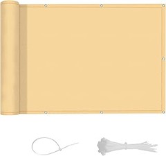 Mejores materiales para barreras de privacidad en balcones beige