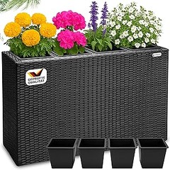 Inspírate con jardineras separadoras de ratán sintético para tu jardín